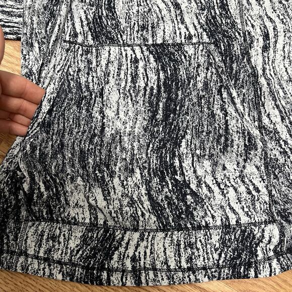 Lululemon Womens Runbeam Athletic Hoodie Size L Black Athleisure Gym W3A86S - Picture 8 of 9